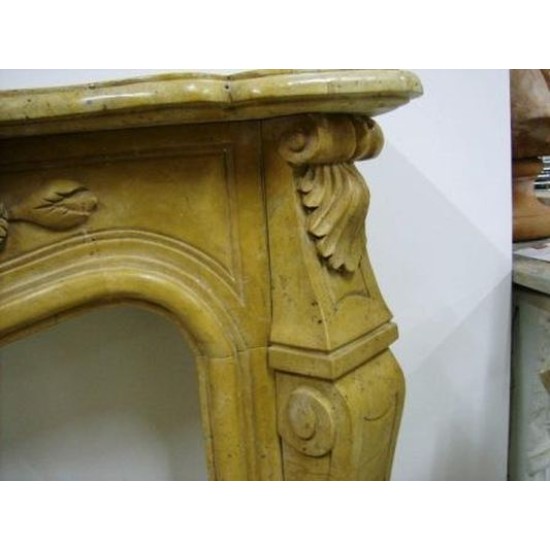 CORNICE DI CAMINO IN MARMO GIALLO Cm. 150 mod.23