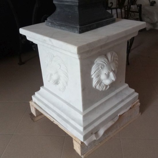 COLONNA BASE IN MARMO BIANCO LOENE MOD. PB0070 COLONNA BASE IN MARMO BIANCO LOENE MOD. PB0070