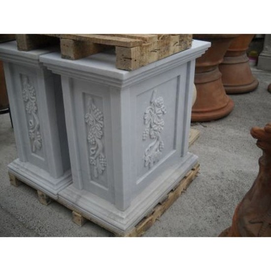 COLONNA BASE IN MARMO BIANCO MOD. B047 COLONNA BASE IN MARMO BIANCO MOD. B047