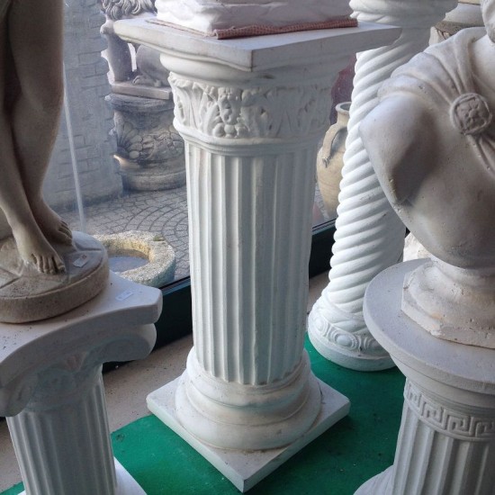 COLONNA CAPITELLO LAVORATO IN CEMENTO CM. 80 COLONNA CAPITELLO LAVORATO IN CEMENTO CM. 80