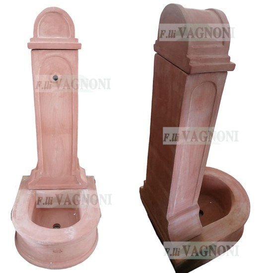 FONTANA IN TERRACOTTA A COLONNA CM. 115 FONTANA IN TERRACOTTA A COLONNA CM. 115