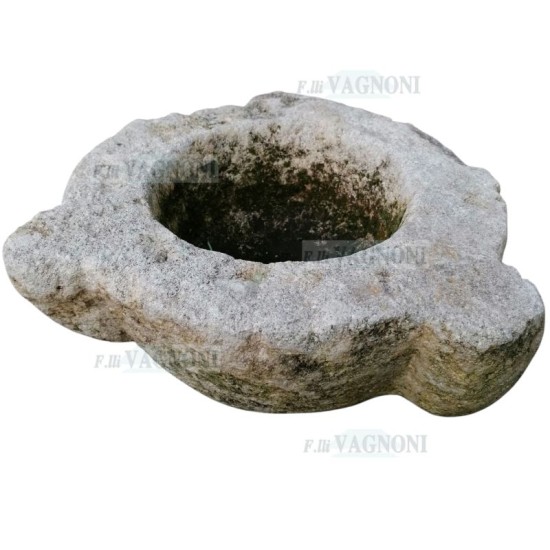 Antico Mortaio in pietra trilobato cm. 36x17