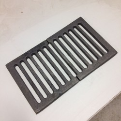 GRIGLIA IN GHISA PER CAMINO STUFA CM. 31X18.5