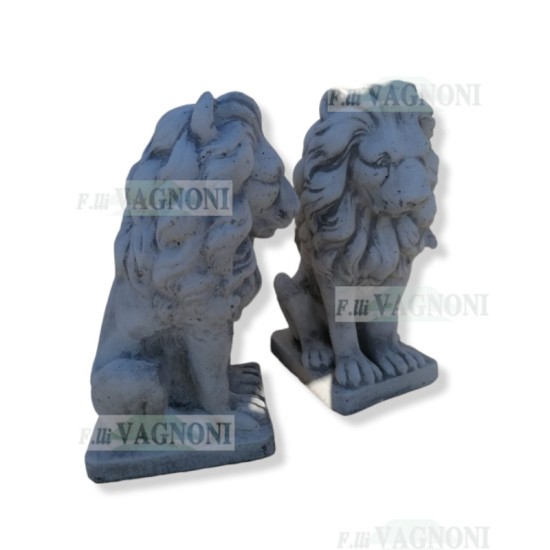 COPPIA DI LEONI DRITTI IN CEMENTO E MARMO CM.45 COPPIA DI LEONI DRITTI IN CEMENTO E MARMO CM.45