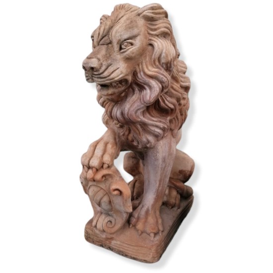 LEONE IN TERRACOTTA TOSCANA CM. 65 LEONE IN TERRACOTTA TOSCANA CM. 65