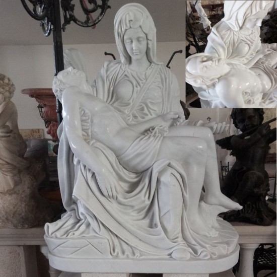 STATUA PIETA' DI MICHELANGELO IN MARMO Cm. 90 STATUA PIETA' DI MICHELANGELO IN MARMO Cm. 90