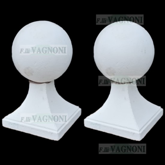 COPPIA DI SFERE CM. 60 IN CEMENTO COPPIA DI SFERE CM. 60 IN CEMENTO