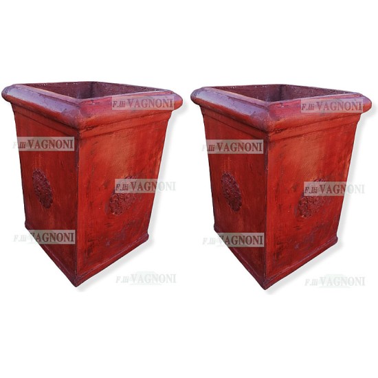 N° 2 VASI IN CEMENTO PILONE TIPO TERRACOTTA CM. 40x40x60 N° 2 VASI IN CEMENTO PILONE TIPO TERRACOTTA CM. 40x40x60