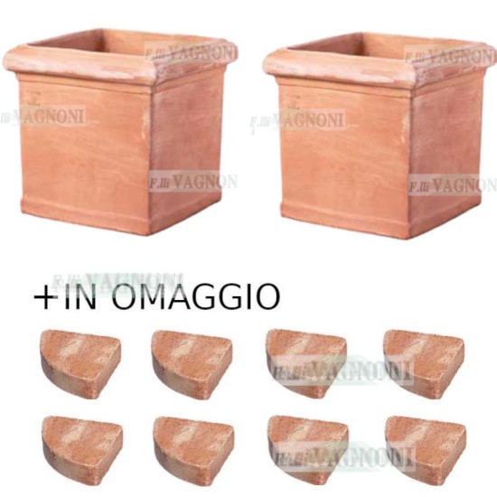 N° 2 VASI QUADRATO LISCIO + OMAGGIO CM. 40 IN TERRACOTTA TOSCANA N° 2 VASI QUADRATO LISCIO + OMAGGIO CM. 40 IN TERRACOTTA TOSCANA