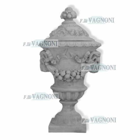 VASO A CALICE IN CEMENTO CON COMPERCHIO ARIETI E FESTONI CM. 140 VASO A CALICE IN CEMENTO CON COMPERCHIO ARIETI E FESTONI CM. 140
